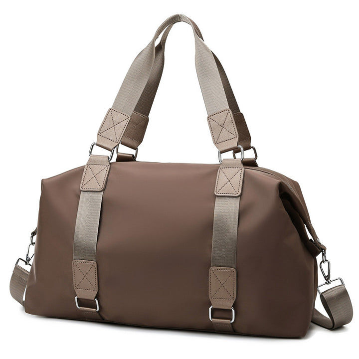 Sports bag with ergonomic carrying handles and versatile interior Kalsten