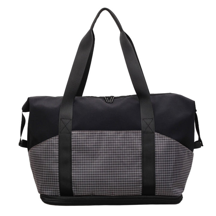 Multifunctional sports and travel bag with innovative compartment arrangement Kalsten