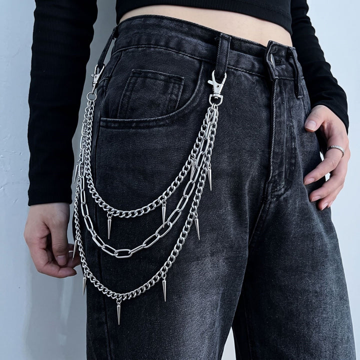 Fashionable chain belt with spiked details Kalsten