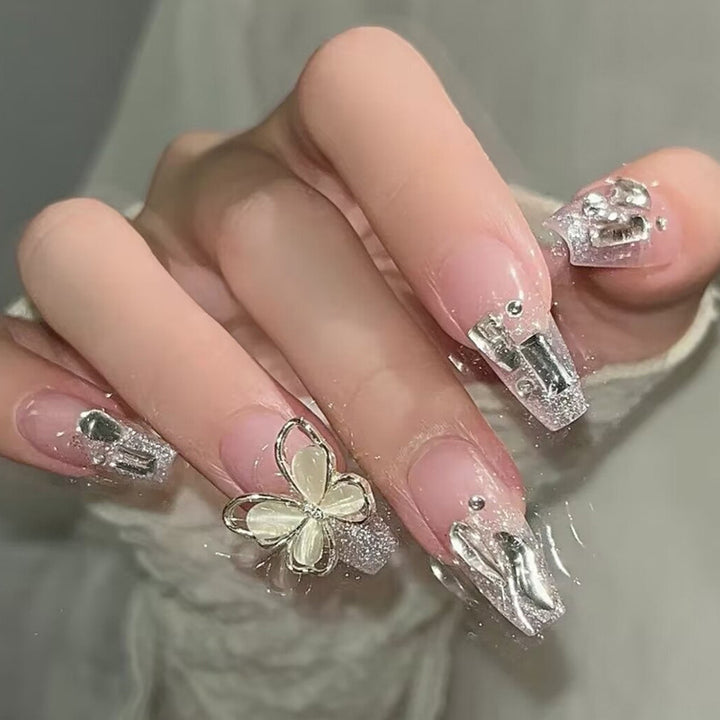 Glamorous Press-On Nail Set with Decorative Rhinestones Kalsten
