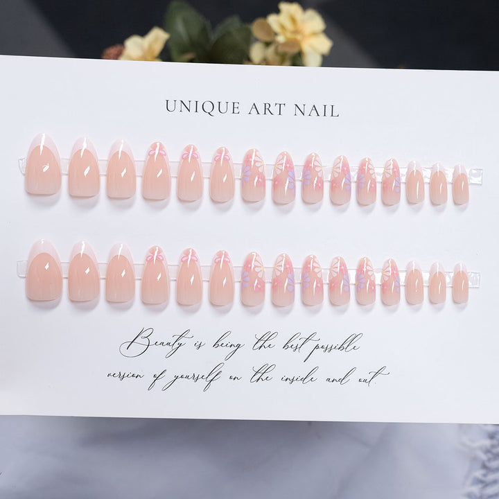 Elegant Articulated Press-On Nail Set