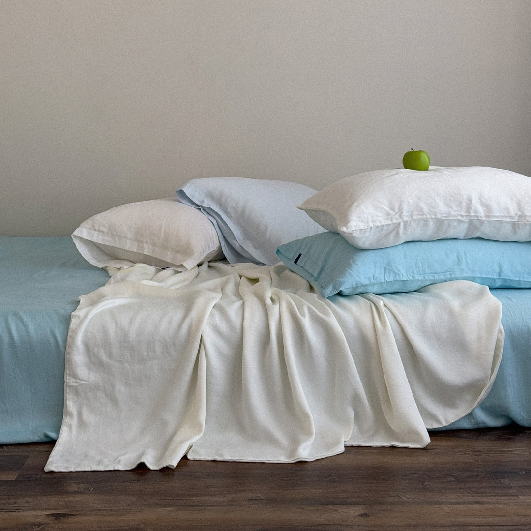 Soft-washed linen bedding set with fitted sheet and pillowcases