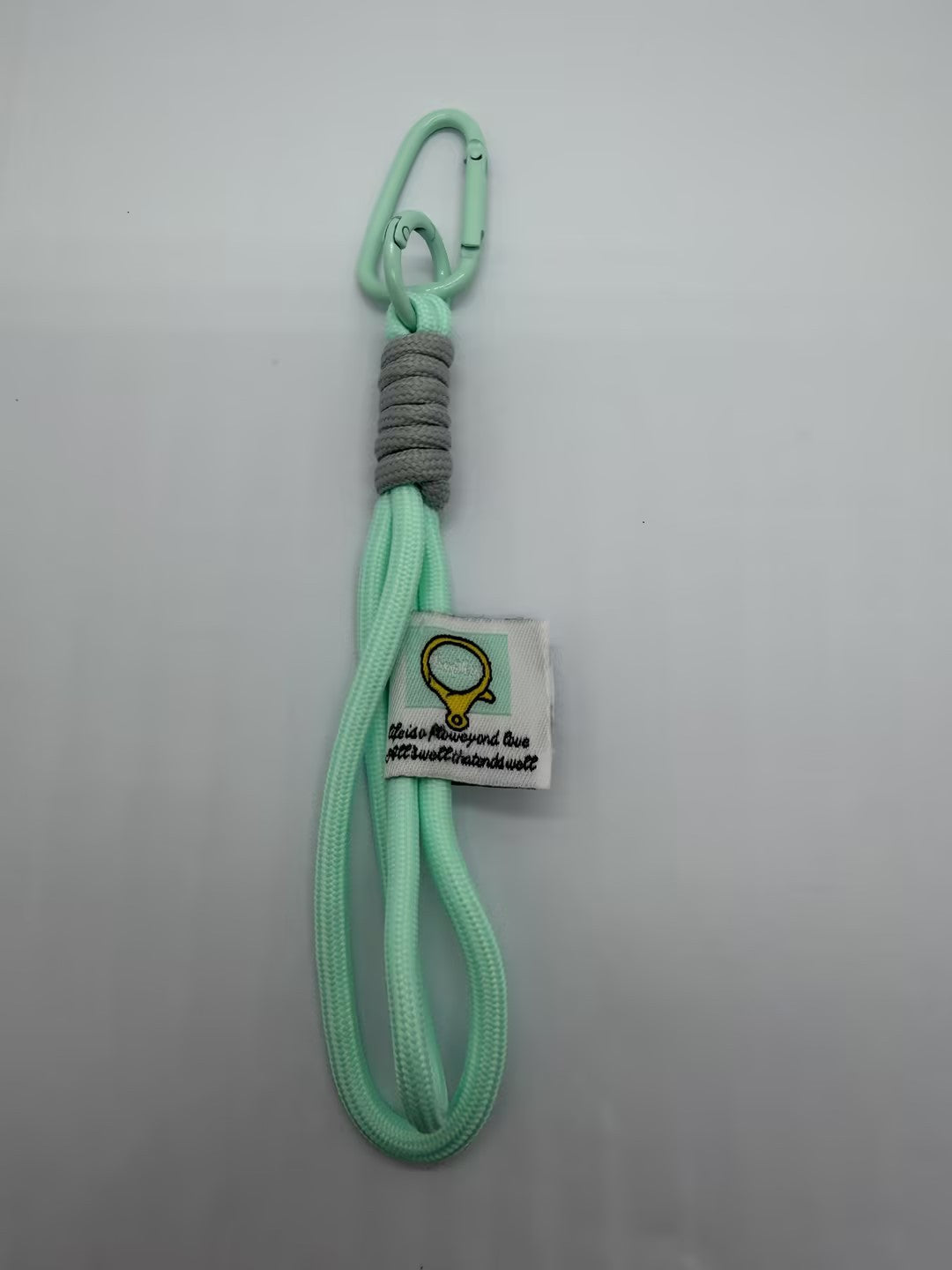 Versatile Paracord Keychain Clip Kalsten