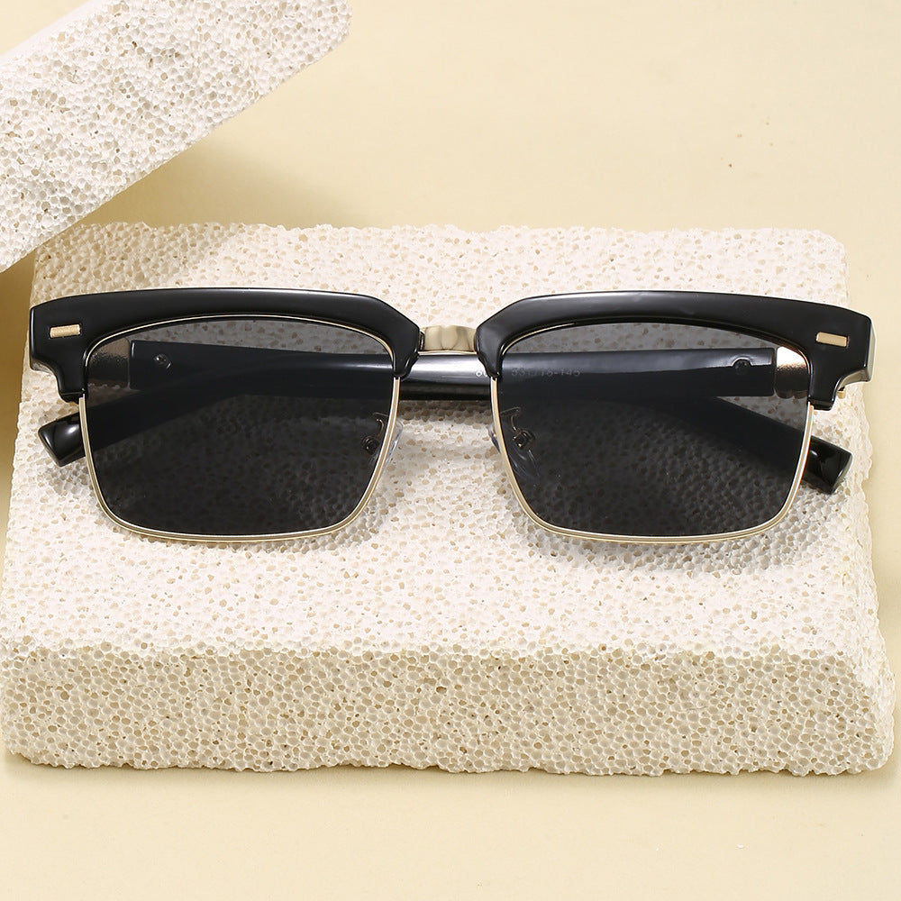 Fashion sunglasses with square frame and stylish design Kalsten