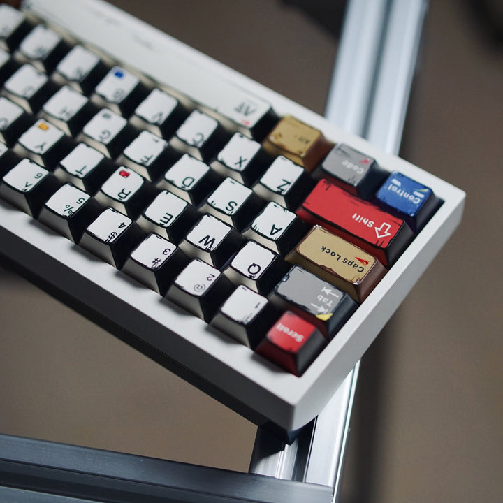 Retro-Themed Custom Mechanical Keyboard Kalsten