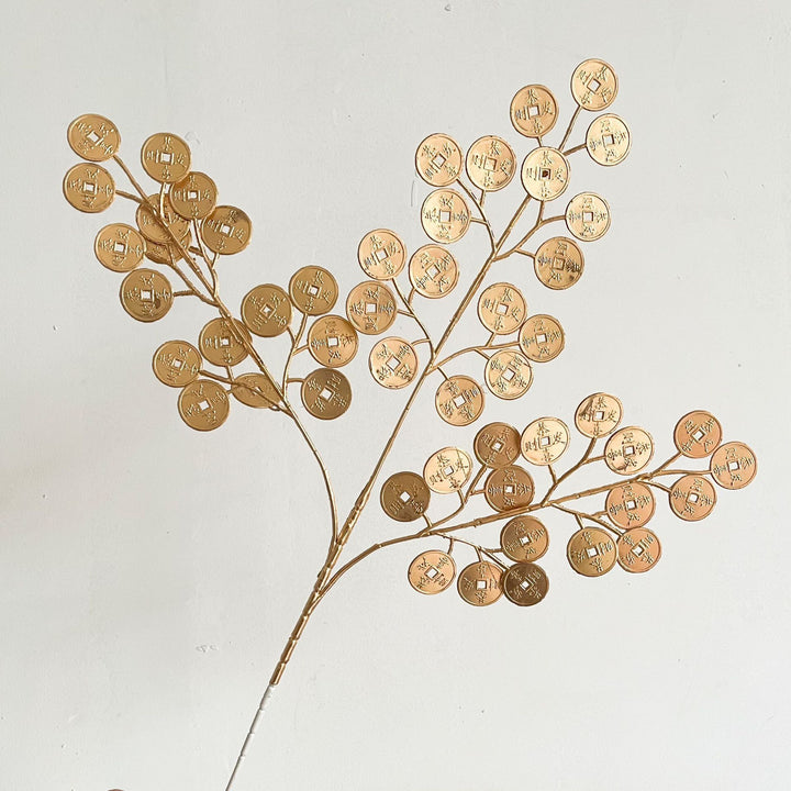 Elegant Metal Leaf Decoration