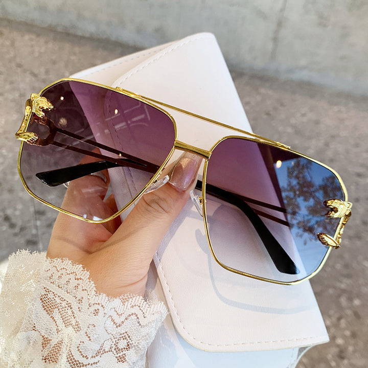 Ladies Couture Sunglasses in elegant geometric design Kalsten