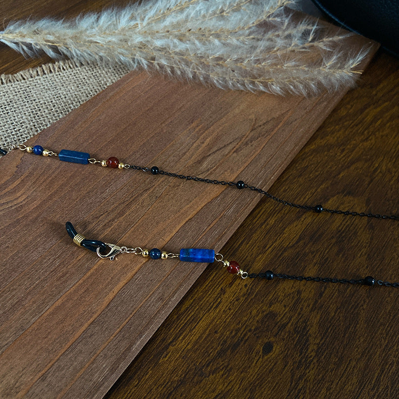 Necklace with Sparkling Crystals and Noble Accents Kalsten