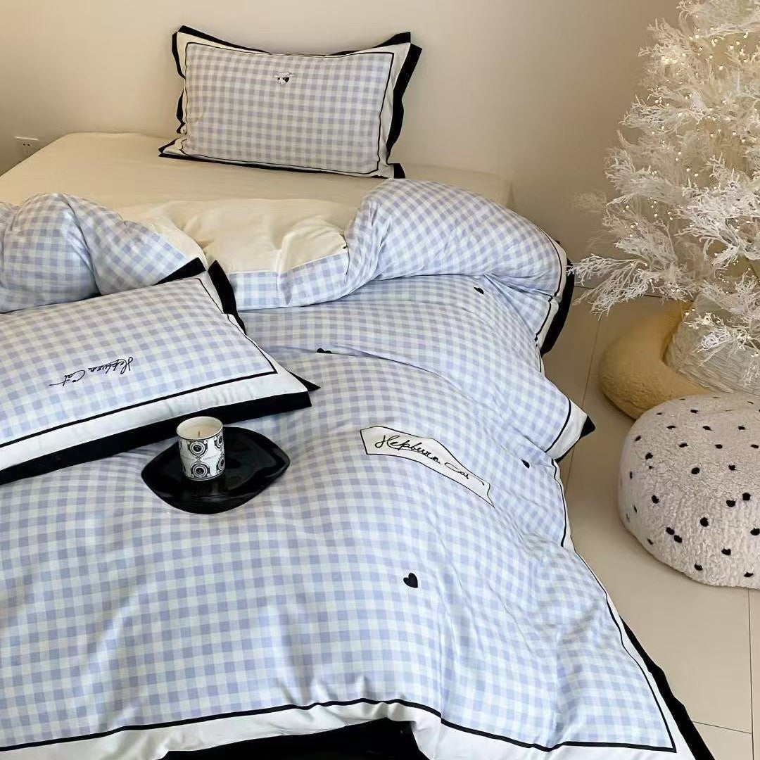 Bedding set in Vichy check with contrasting satin trim