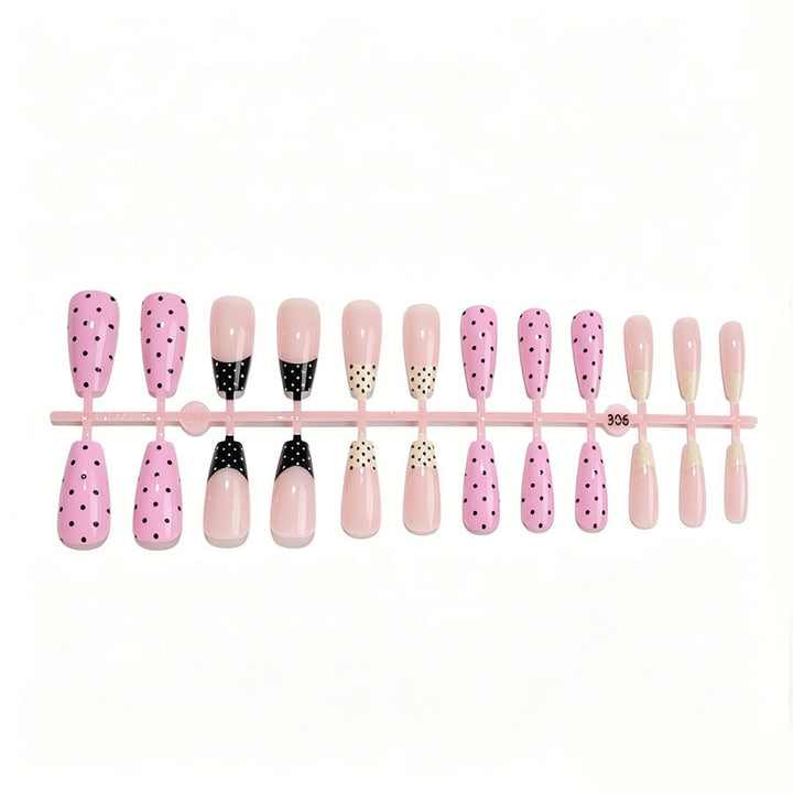 Nail art set with modern color gradients and creative accents Kalsten