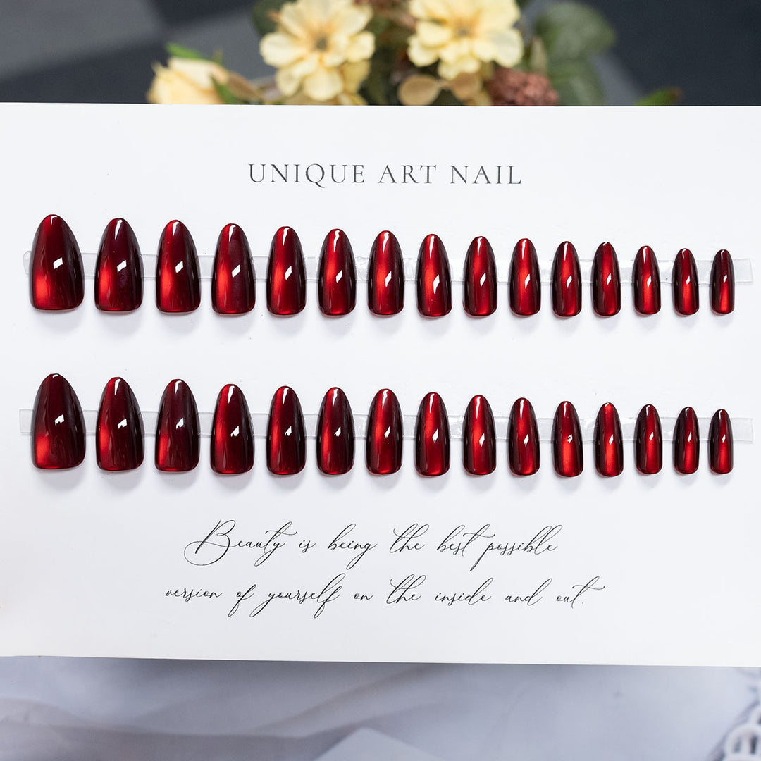 Glossy Stiletto Press-On Nails Set