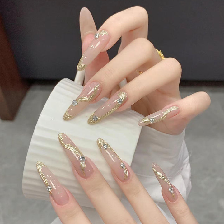 Glamorous Nail Designs Kalsten