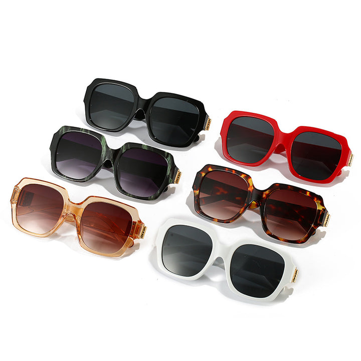 Women's fashionable oversized sunglasses with luxurious metal elements Kalsten