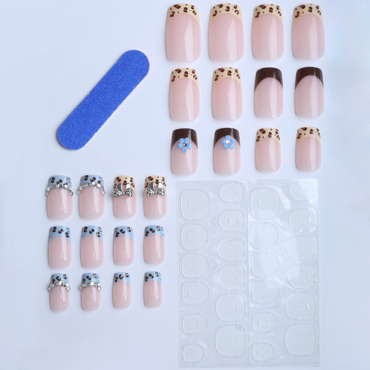 Artificial nails with stylish animal patterns and sparkling accents Kalsten