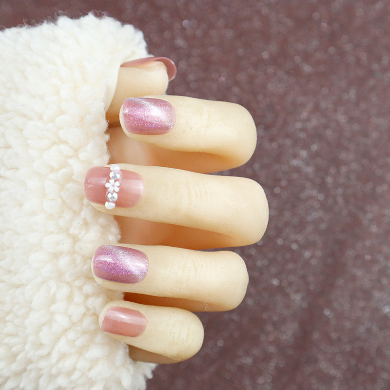 Elegant Pearl Accented Press-On Nail Art