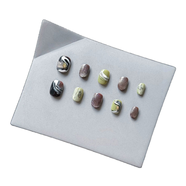 Abstract Marble Press-On Nail Set