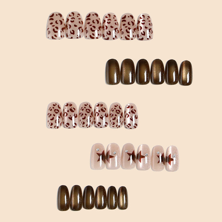 Artificial nails in modern animal print design Kalsten