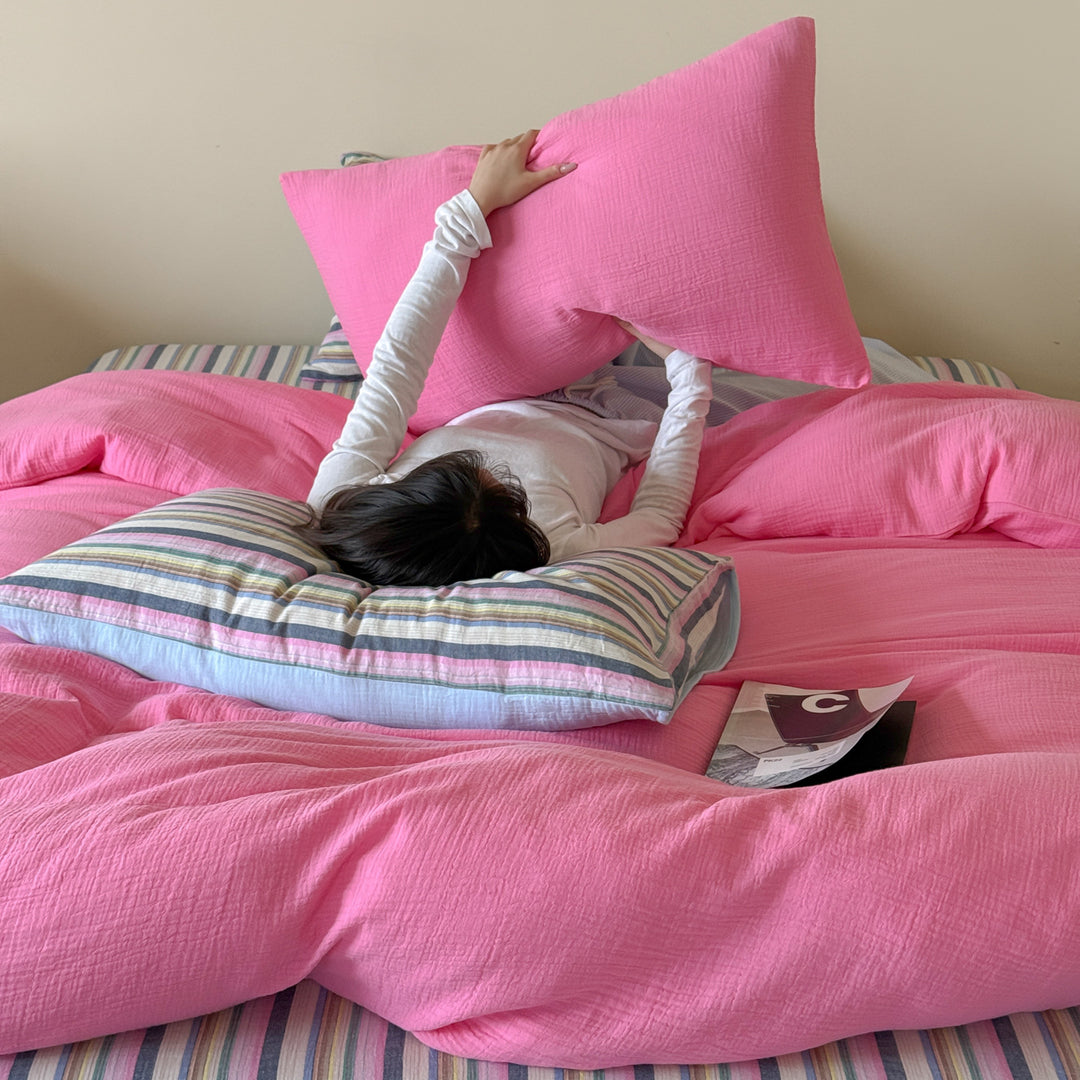 Organic Cotton Duvet Cover Set with Striped Pillowcases and Structured Crinkle Look