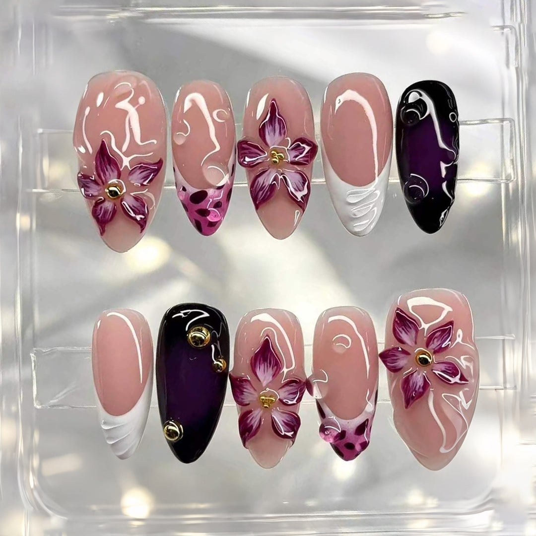 Artistic Floral Press-On Nail Set 1790738682