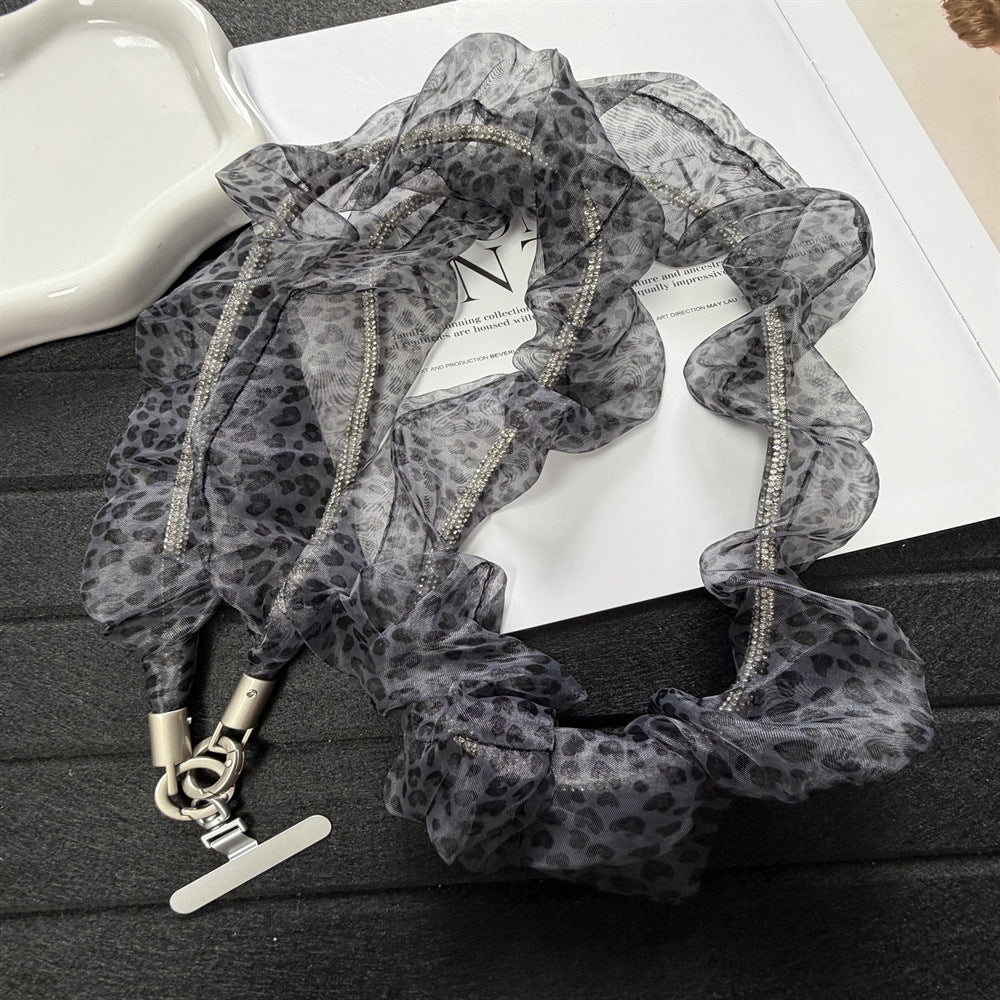 Ruffled Charm Eyewear Chain Kalsten