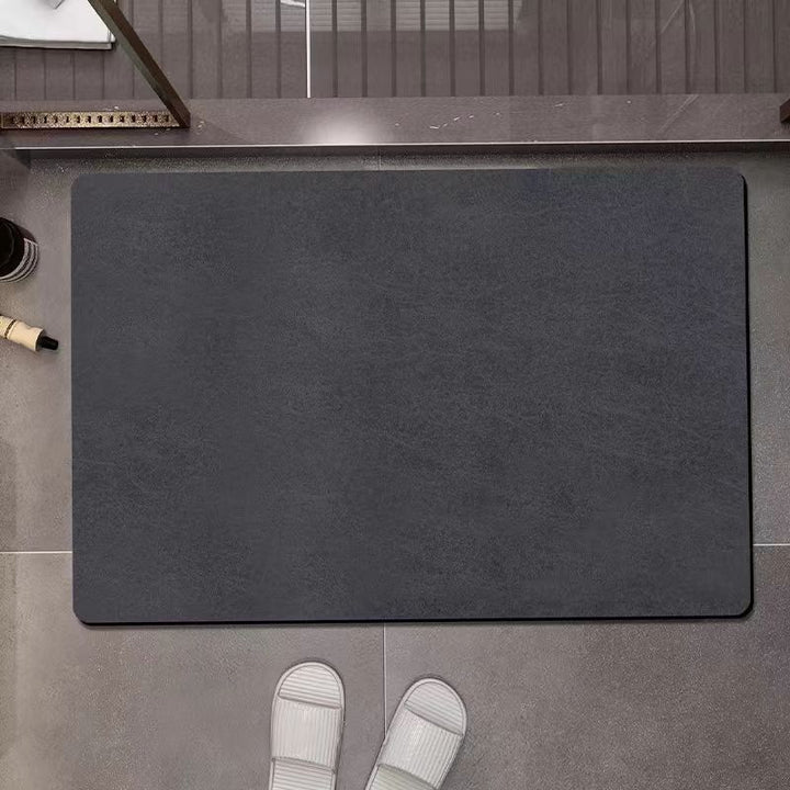 Playful Bear-Themed Bathroom Mat Kalsten