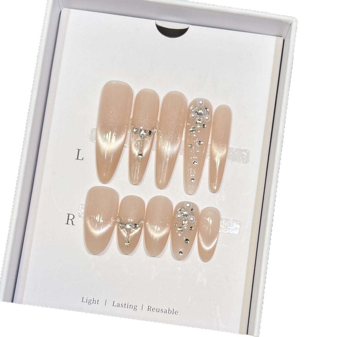 Decorative Press-On Nail Set Kalsten