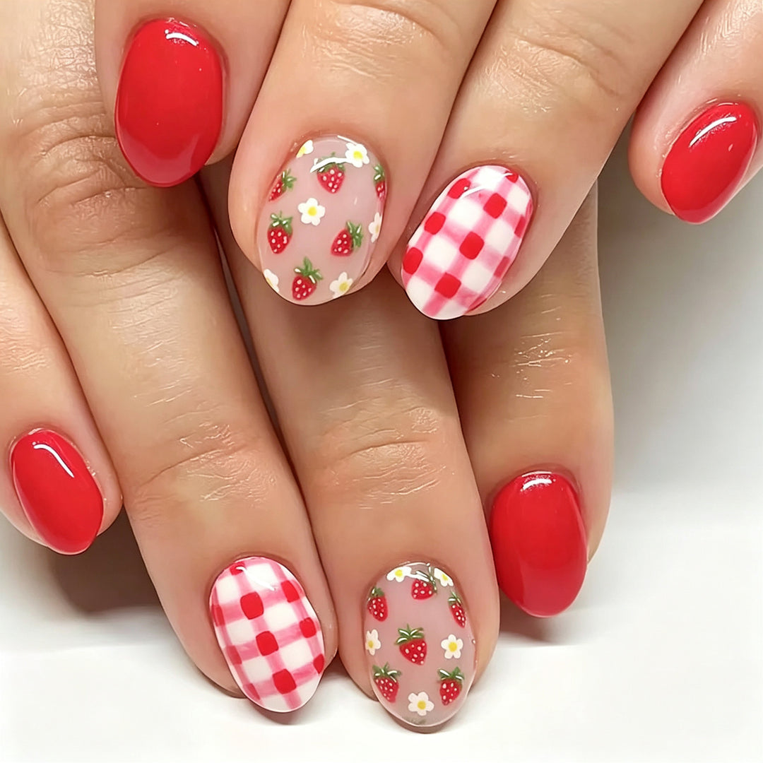 Artistic Strawberry-Themed Press-On Nail Set Kalsten