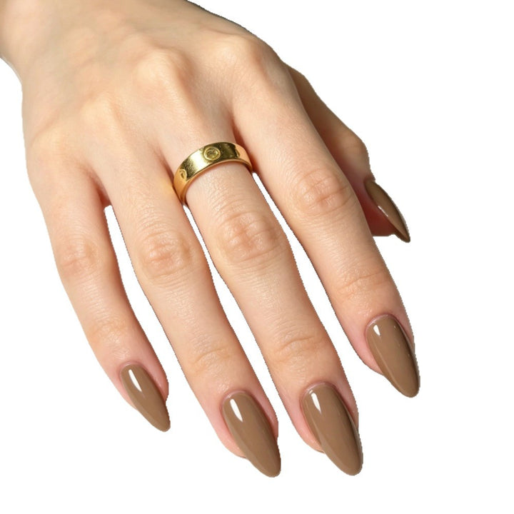 Elegantly Shaped Almond Press-On Nails Kalsten