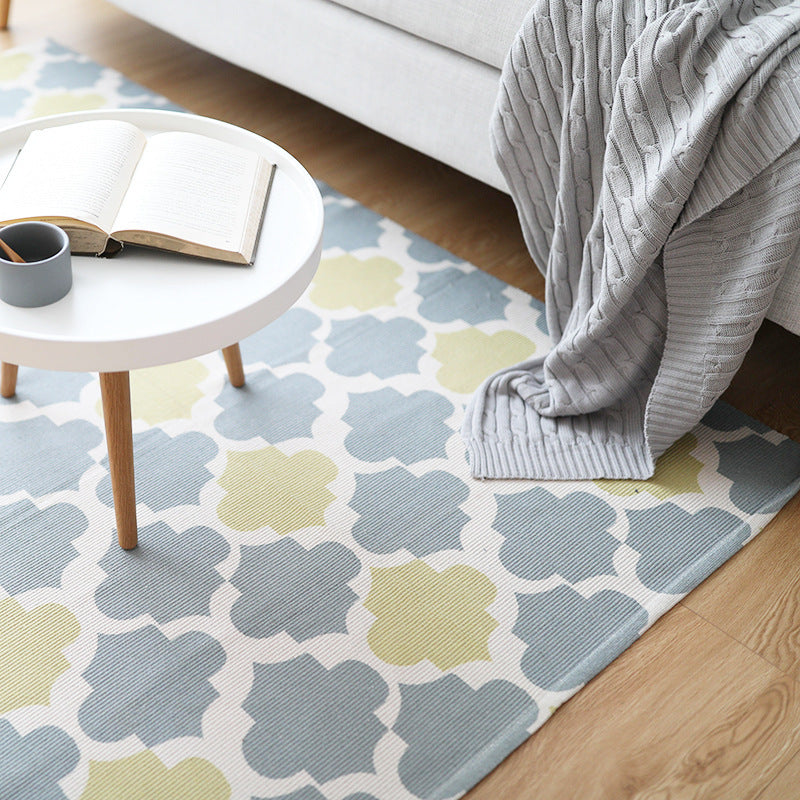 Flat woven washable table runner made of easy-care cotton-polyester blend with Moroccan ornament pattern