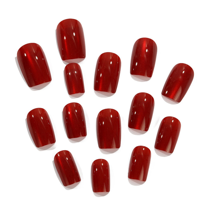 Artificial nails in elegant shine design Kalsten