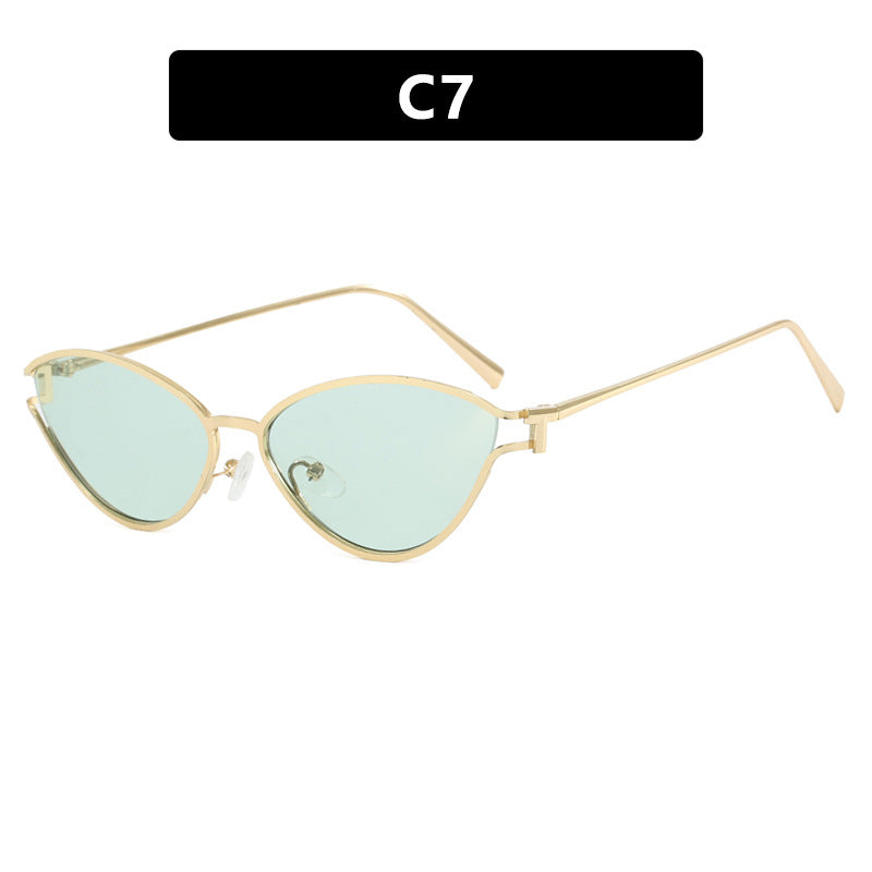 Women's Cat-Eye Sunglasses with Protective UV Filter and Elegant Metal Frame Kalsten