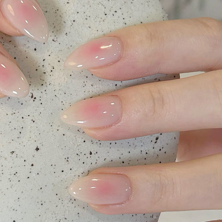 Artificial nails with elegant shine and soft gradient Kalsten