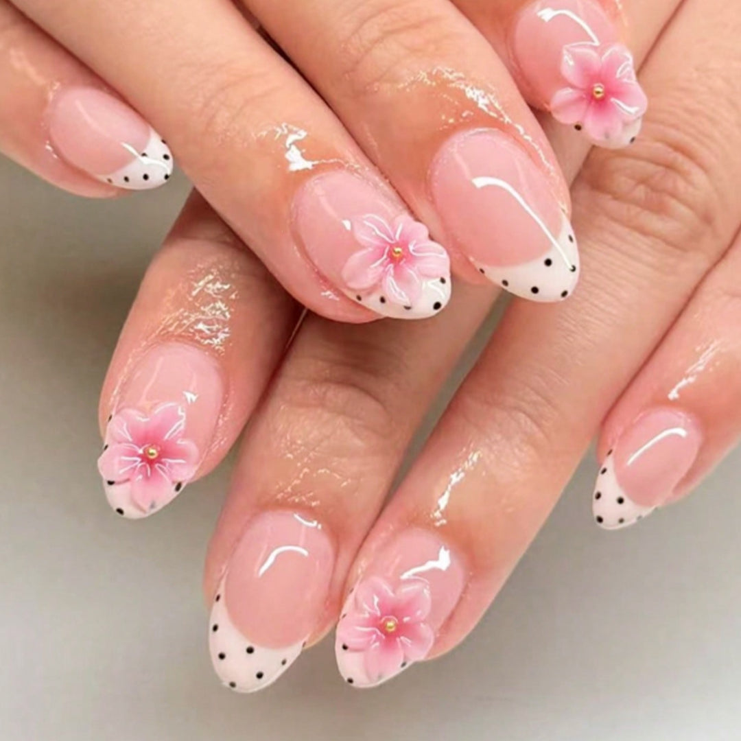 Artificial nail set with floral and dotted design Kalsten