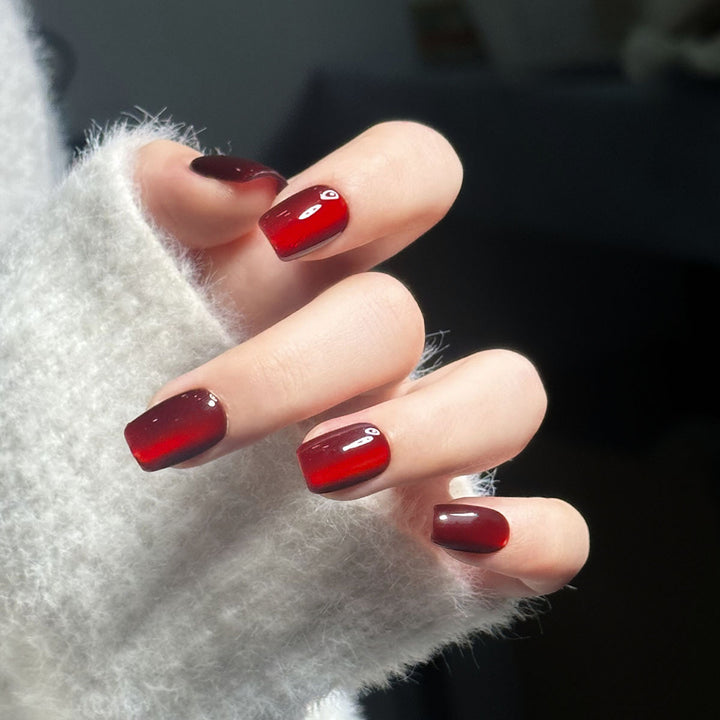 Glossy Long-Lasting Press-On Nails