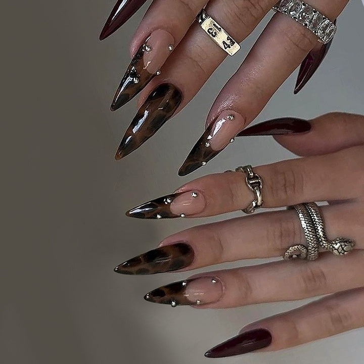 Artistic Stiletto Nail Design kalsten