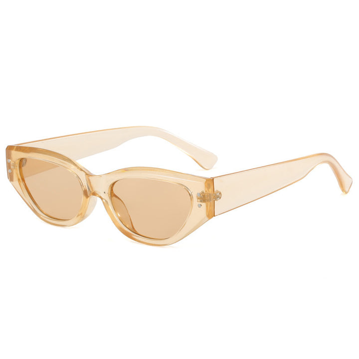 Women's fashionable sunglasses in trendy Cat-Eye style Kalsten