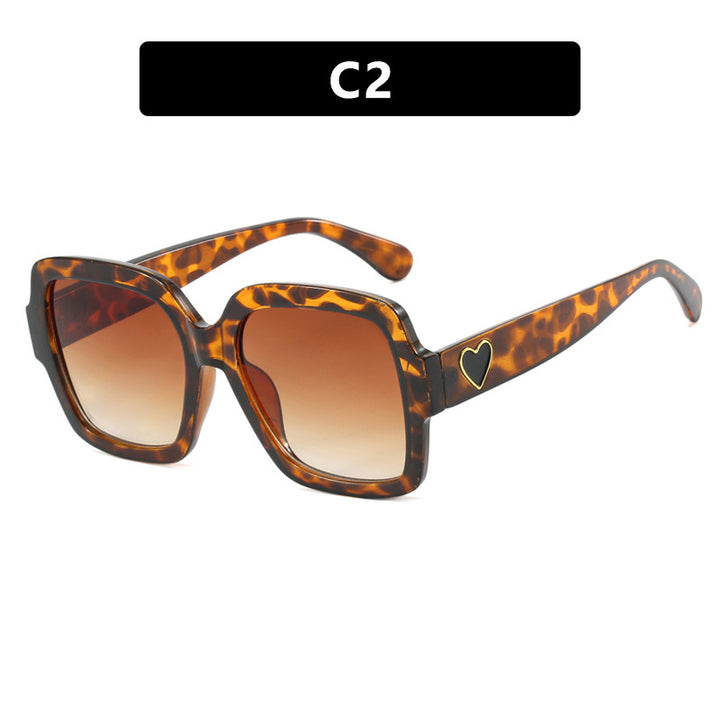 Women's square sunglasses with fashionable heart accent Kalsten
