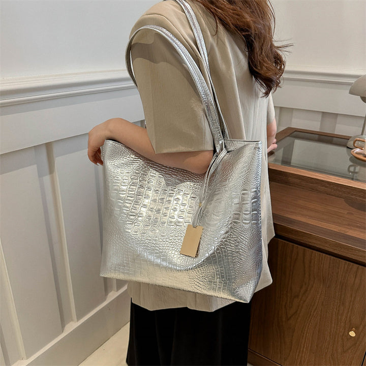 Elegant Crocodile-Pattern Tote Bag