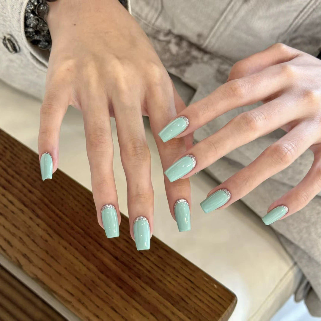 Elegant Glitter French Tip Nail Extensions