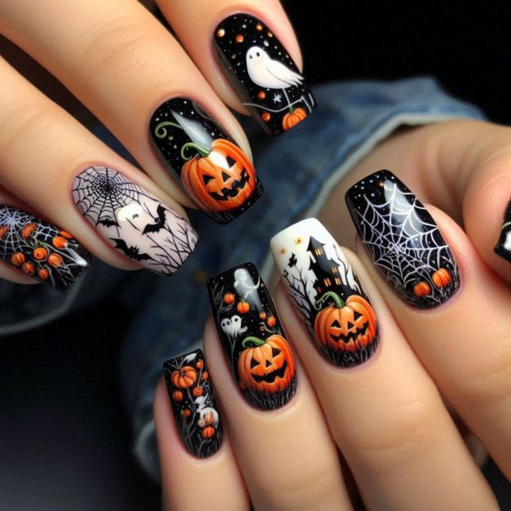 Festive Halloween-Themed Nail Art Kalsten