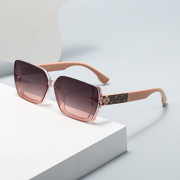 Ladies sunglasses with extravagant jewelry details Kalsten