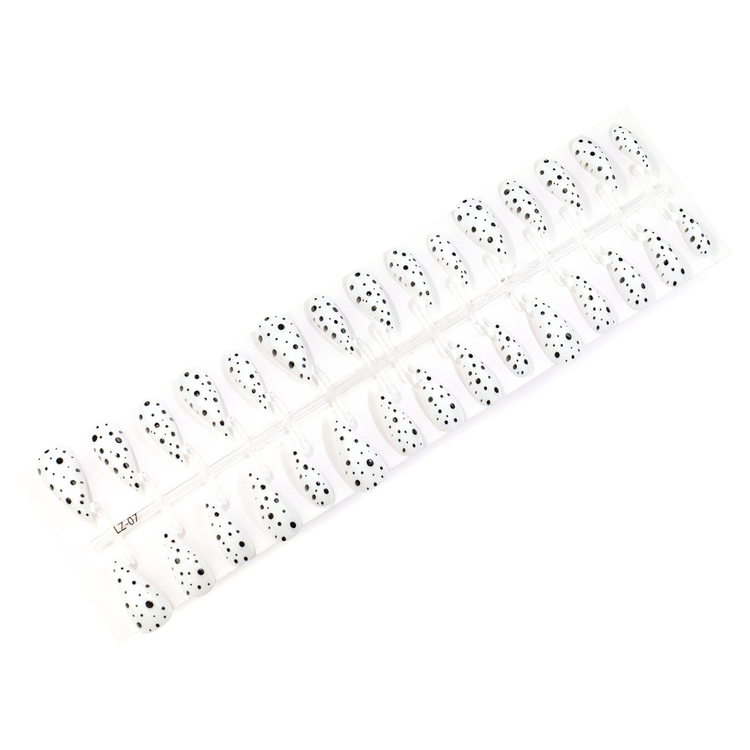 Elegant Decorative Press-On Nail Set