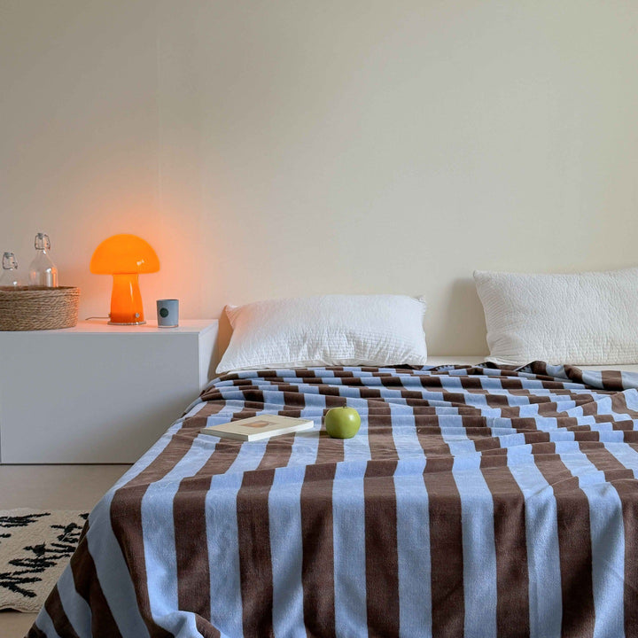 Animal-Print Throw Blanket Kalsten