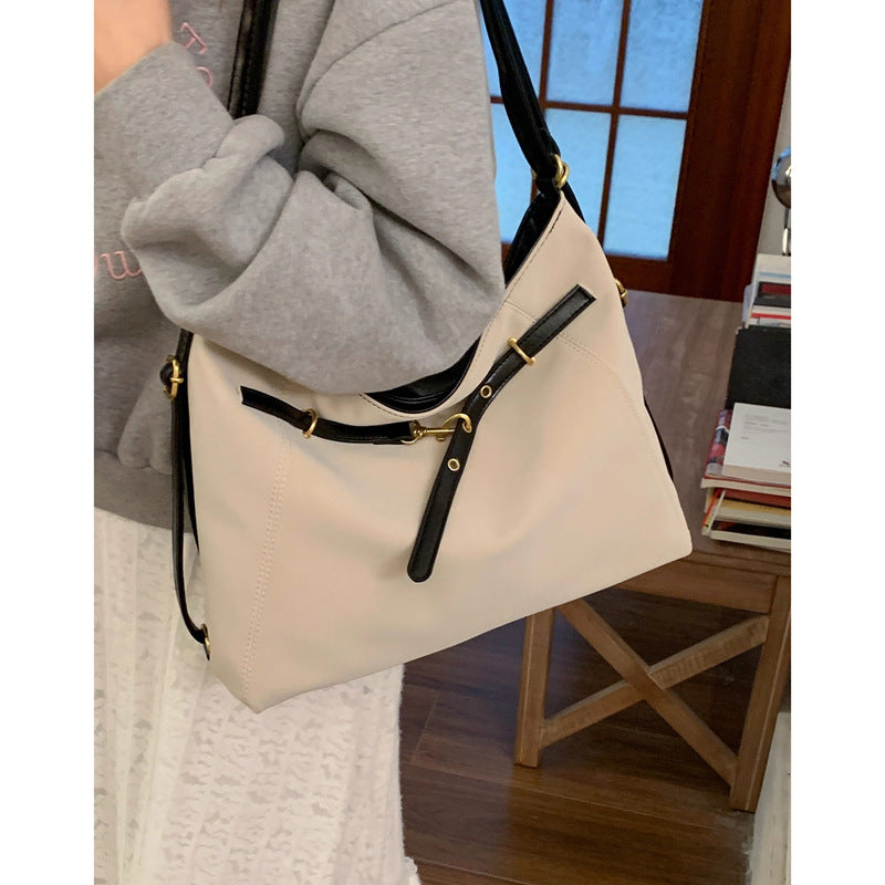 Modern Chic Shoulder Bag Kalsten