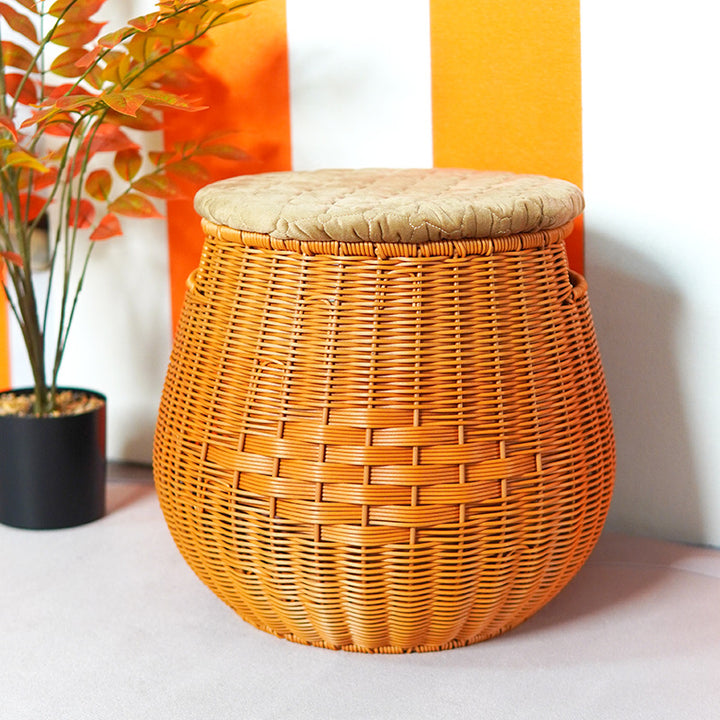 Cozy Rattan Storage Ottoman Kalsten