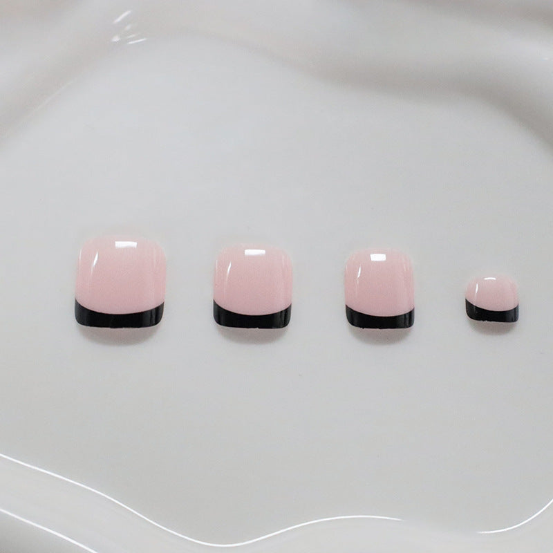 Abstract French Tip Nail Art Kalsten