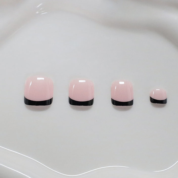 Abstract French Tip Nail Art Kalsten
