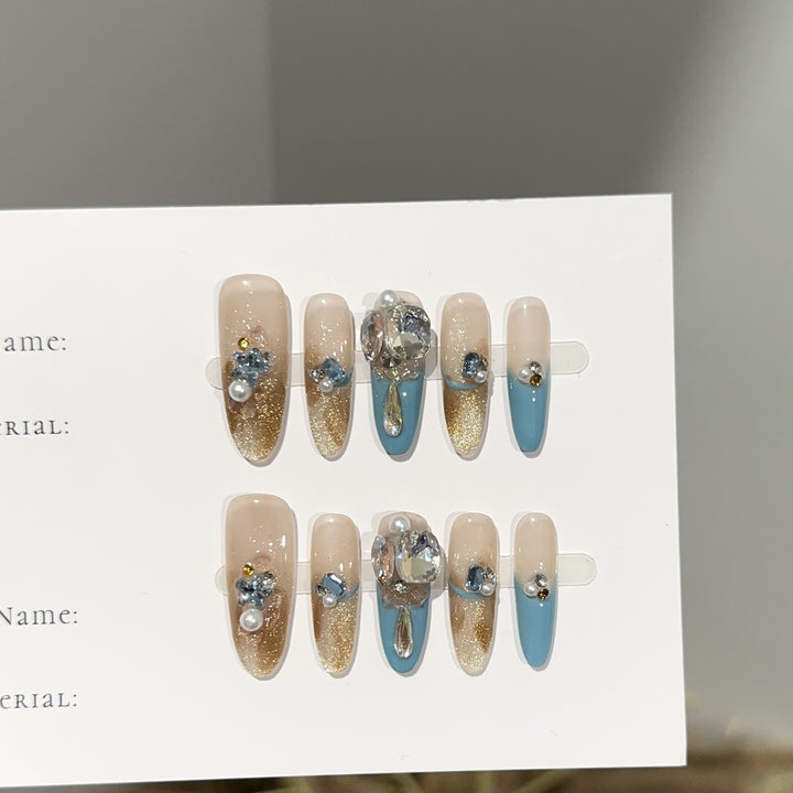 Glamorous Decorative Press-On Nail Set