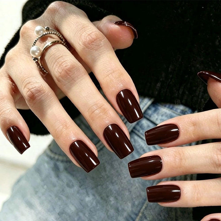 Classic Press-On Nail Set