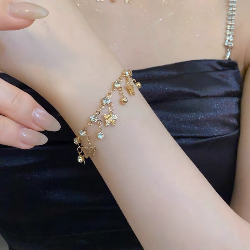 Elegant Leaf Design Kalsten Necklace